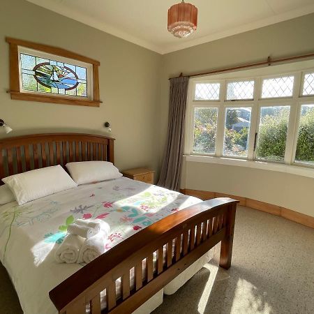 No Party Allowed, Peaceful, Spacious, Central Petone, Free Unlimited Fibre Wi-Fi & Free Parking Villa Lower Hutt Exterior photo